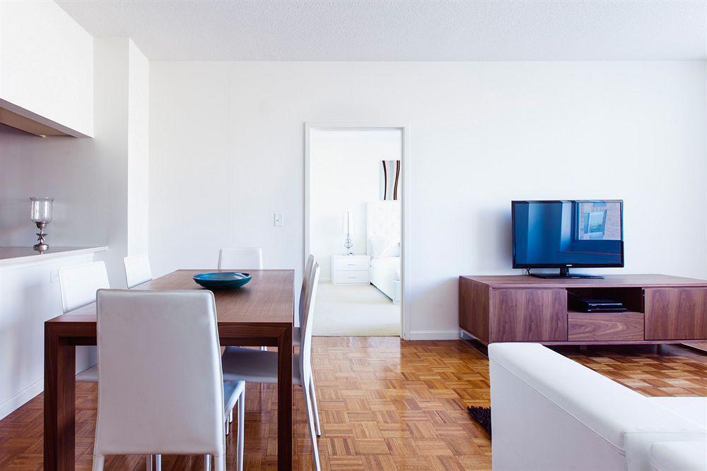 Sky City Apartments New York Esterno foto