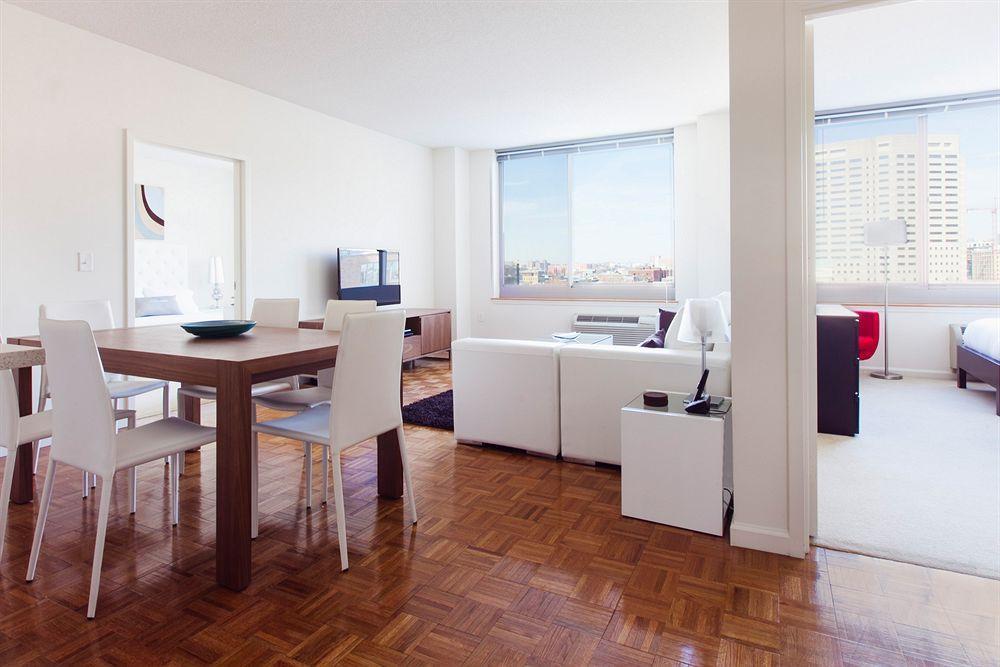 Sky City Apartments New York Esterno foto